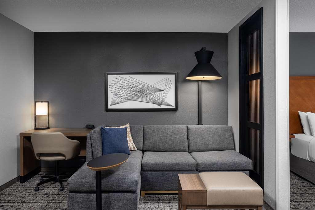 Hyatt Place Sterling Dulles Airport North Rum bild
